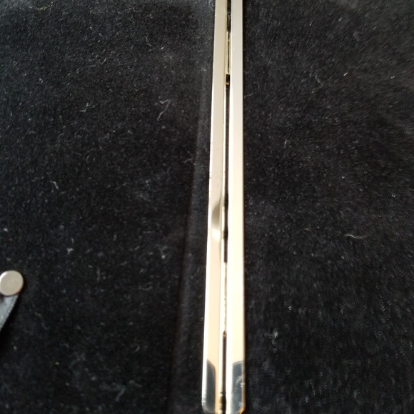 Silver Metal Double Picture Frames Shiny 5x7 New - Picture 2 of 8